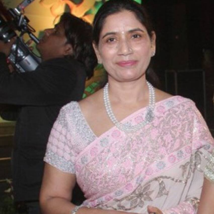 Dimple Yadav, Akhilesh Yadav SP, Mulayam Singh second wife