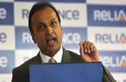 कर्ज में डूबे अनिल अंबानी की कंपनियां करा रहीं जमकर कमाई, इस साल दिया 425 फीसदी तक का रिटर्न