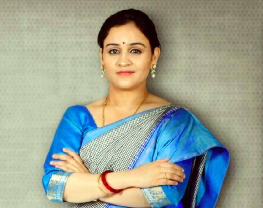 Dimple Yadav, Akhilesh Yadav SP, Mulayam Singh second wife