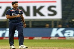 भुवनेश्वर कुमार ने 50वें टी-20 मुकाबले में जड़ा ‘पचासा’, ऐसा करने वाले बने चौथे भारतीय गेंदबाज