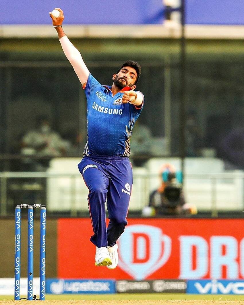 Bhuvneshwar Kumar, Lasith Malinga