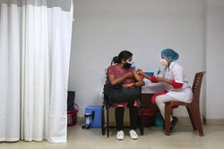 एसबीआई की इस हेल्‍थ इंश्‍योरेंस को खरीदने से पहले जान लें सारी बातें और खासियत