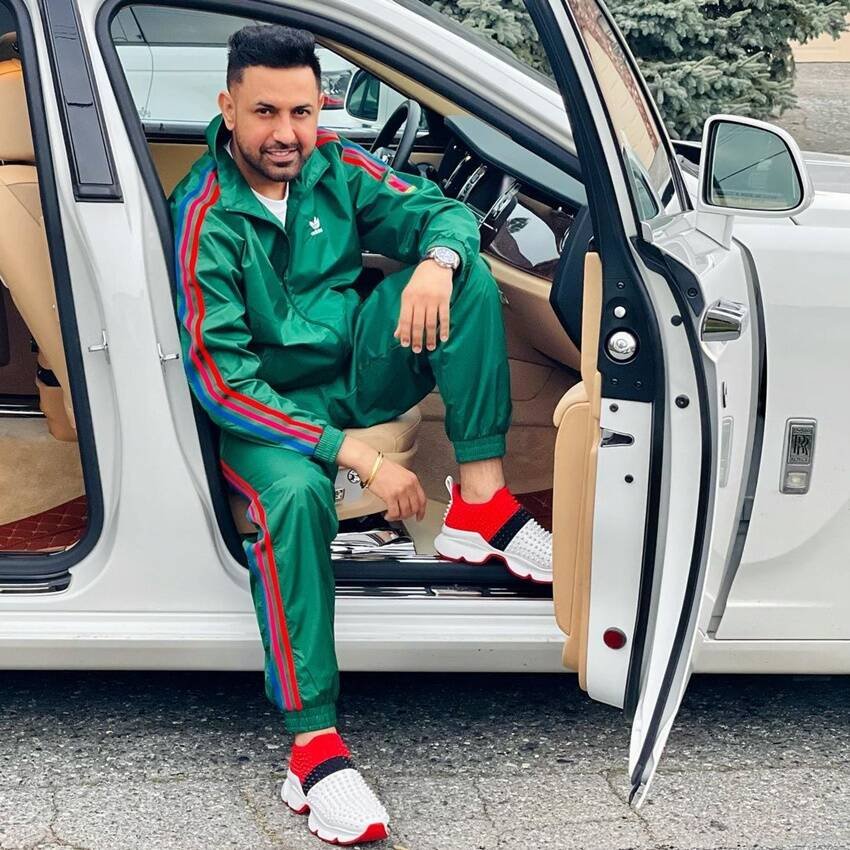 Diljit Dosanjh, Guru Randhawa