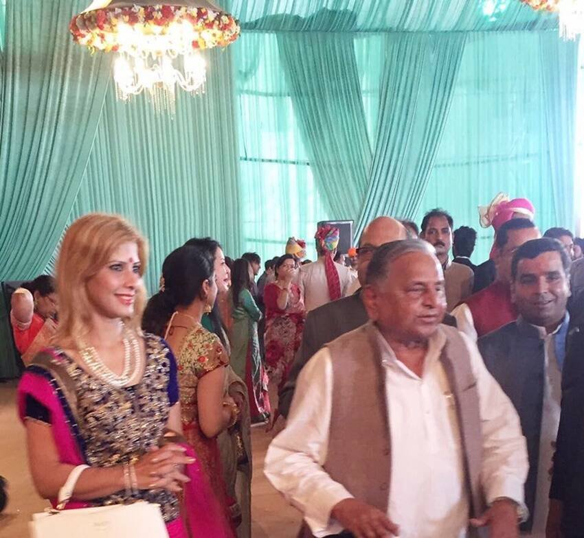 Dimple Yadav, Akhilesh Yadav SP, Mulayam Singh second wife