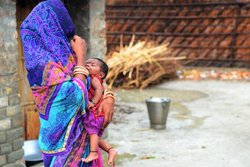 UP में चार लाख के करीब बच्चे गंभीर कुपोषण के शिकार- RS में बोलीं स्मृति, लोग बोले- सच में है “उत्तम प्रदेश”