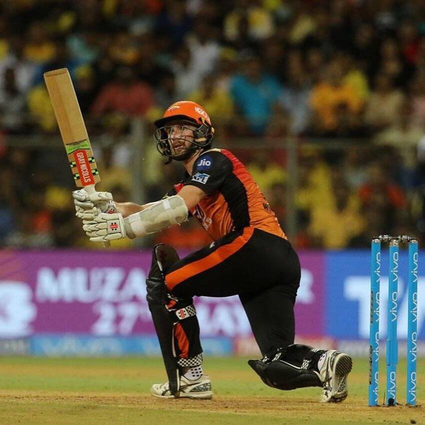 Aron Finch, Virat Kohli