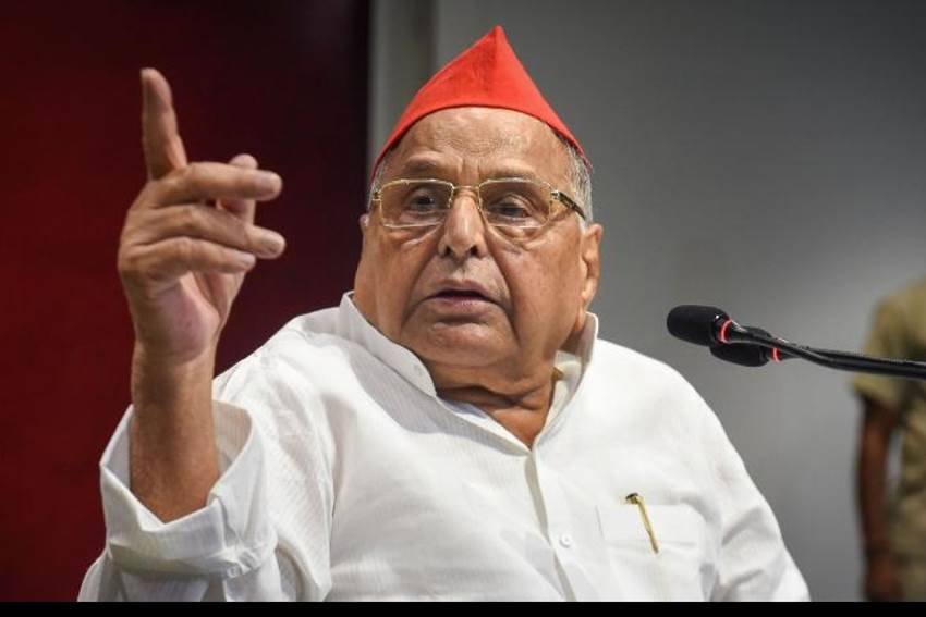 yogi Adityanath, Akhilesh Yadav