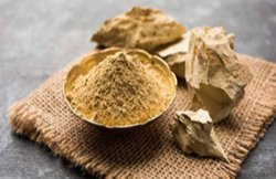 इस तरह करें मुल्तानी मिट्टी का इस्तेमाल, फाइन लाइन्स और दाग-धब्बों से मिल सकता है छुटकारा