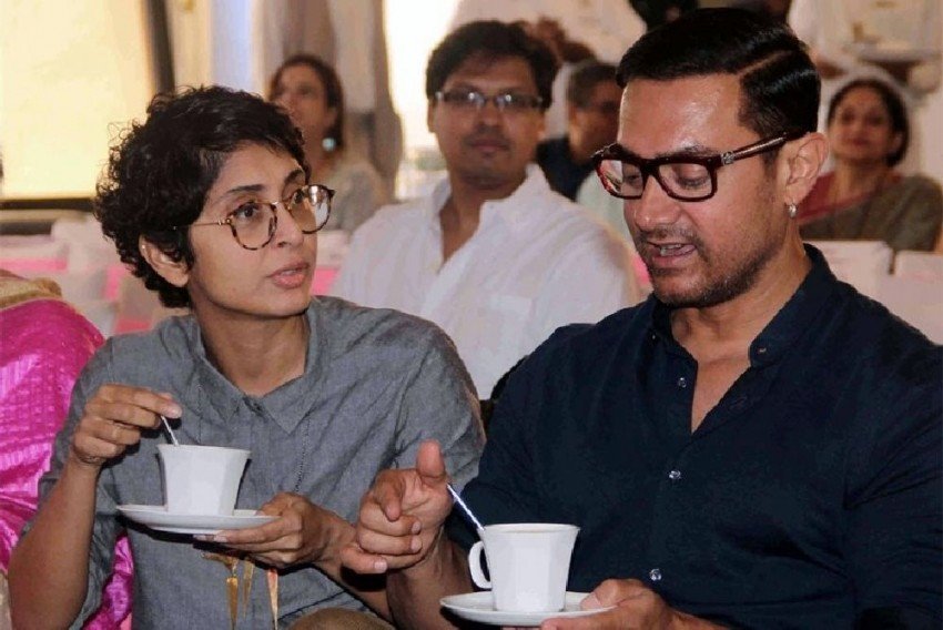 हाल ही में आमिर खान ने पहली पत्नी से तलाक के बाद किरण राव से शादी की थी। शादी के 15 साल बाद आमिर और किरण ने अलग होने का फैसला कर लिया।