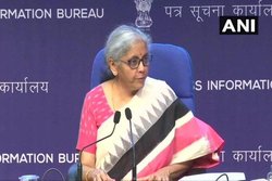 आर्थिक संकट: सरकार की नए करेंसी नोट छापने की योजना पर निर्मला सीतारमण ने कही ये बड़ी बात