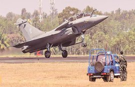 rafale deal, congress, modi government, middlemen got crores, france government, rahul gandhi