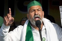 शेर दुबक गया, बैठ गया लेकिन चाल जरूर चलेगा- केंद्र सरकार पर राकेश टिकैत का तंज, ‘मवाली’ कहे जाने पर दिया ये&nbsp;जवाब