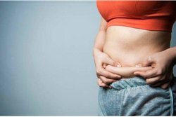 पेट की बढ़ी हुई चर्बी ने कर दिया है परेशान? रसोई में मौजूद ये चीजें आ सकती हैं आपके&nbsp;काम