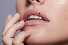 Lucky Moles On Female Body, samudrik shastra, tilo ka rehsya, moles astrology, samudr shastra, shubh til,
