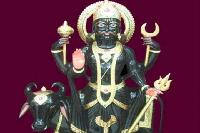 Shaniwar Upay, saturday remedies, shaniwar ke upay, shaniwar astrological remedies, shaniwar tips,