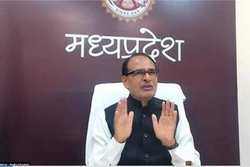 एमपीः बंद चल रहे स्कूलों का मुद्दा उठा सीएम को कहे अपशब्द, वीडियो वायरल हुआ तो मिली सस्पेंशन की&nbsp;सजा