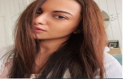 खूबसूरत त्वचा के लिए मां के बताए गए घरेलू उपायों का इस्तेमाल करती हैं सोनाक्षी सिन्हा, जानिये