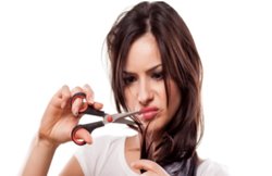 दो मुंहे बालों ने कर दिया है परेशान? ये घरेलू उपाय हो सकते हैं मददगार