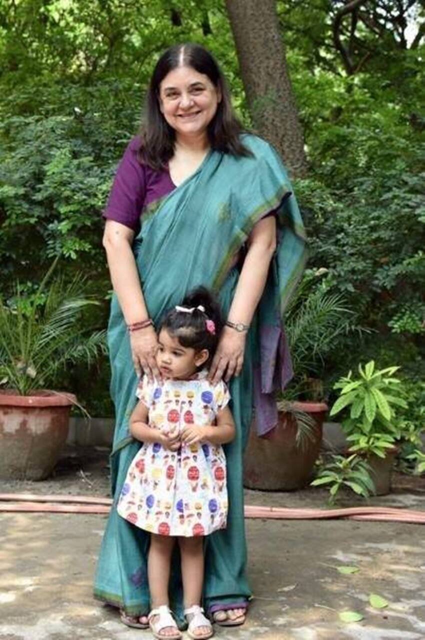 अनुसुइया अपनी दादी मेनका गांधी के बेहद करीब हैं। मेनिका अपनी पोती को लेकर संसद भवन भी आ चुकी हैं।