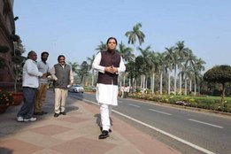 Varun Gandhi Vs Amit Shah, Varun Gandhi Narendra Modi relationship
