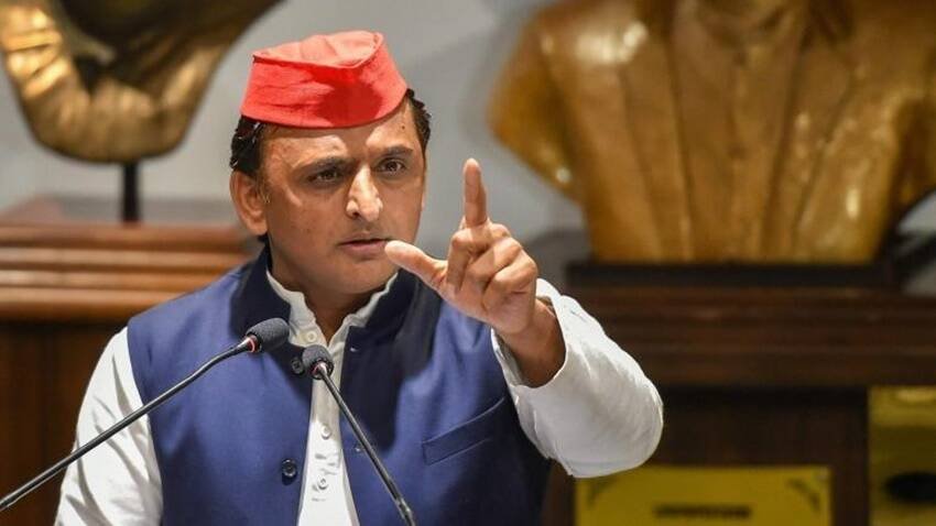 Dimple Yadav, Akhilesh Yadav SP, Mulayam Singh second wife