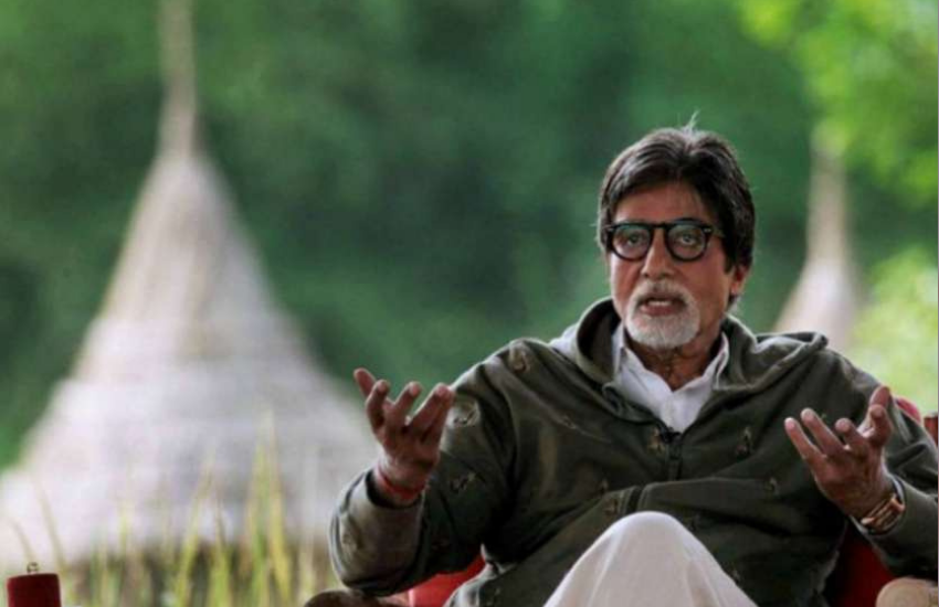 खास बात ये है कि इस फिल्म में काम करने के लिए अमिताभ ने भंसाली से कोई फीस नहीं ली थी, लेकिन इस फिल्म का अमिताभ और रानी का एक सीन ऐसा था जिसे देखकर उनकी फैमेली ही नहीं दर्शक भी हैरान हुए थे।( 50 की उम्र में इस एक्ट्रेस ने 22 साल बड़े धर्मेन्द्र संग किया था बोल्ड सीन शूट, कहा- बदलनी थी लोगों की सोच )