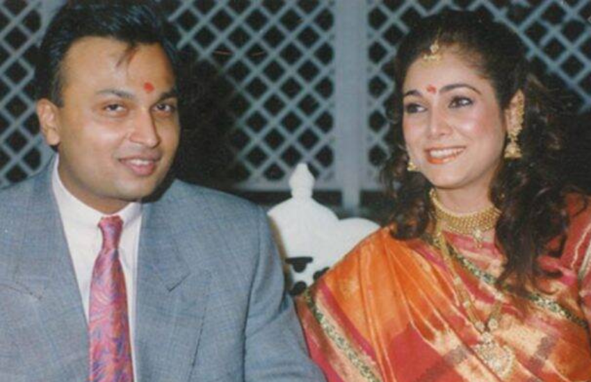 अनिल अंबानी ने फिल्म एक्ट्रेस टीना मुनीम से शादी की है और उनके 64वें जन्मदिन पर उन्हें बेहद खास तोहफा दिया था। इसे भी पढ़ें- टीना मुनिम के घर हुई गोदभराई की रस्म, देखें तस्वीरें
