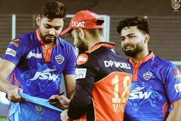 Avesh Khan Virat Kohli Rishabh Pant IPL 2021