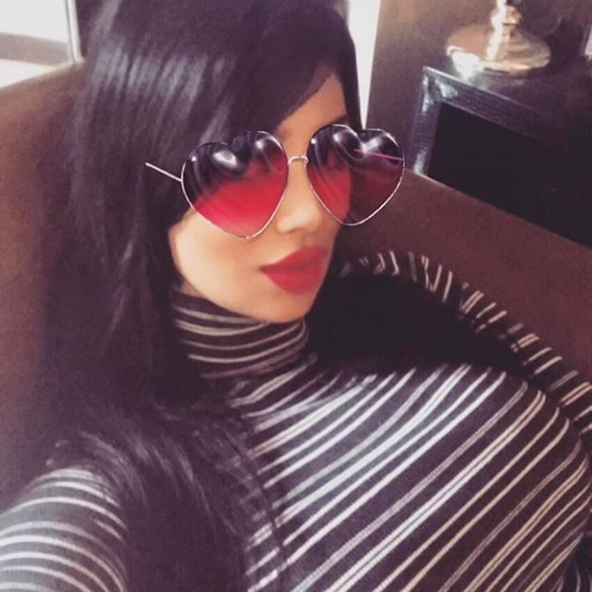 लिप सर्जरी को लेकर जब आयशा टाकिया ट्रोल हुईं तो उन्होंने ये कहते हुए विवाद पर विराम लगा दिया था कि जो तस्वीरें सोशल मीडिया में चल रही हैं वो फोटोशॉप्ड हैं।