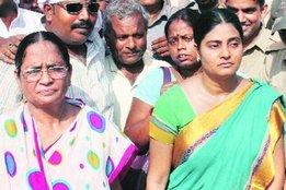 krishna patel with anupriya patel