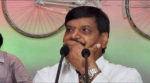 Shivpal Singh Yadav, Akhilesh yadav