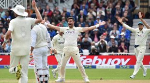 Englands James Anderson appeals unsuccessfully for wicket of Indias KL Rahul