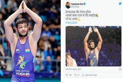 ब्रॉन्ज मेडल गंवाने वाले दीपक पूनिया को पूर्व ओलंपियन ने दी जीत की बधाई, गलती पकड़े जाने पर भाजपा नेता ने डिलीट किया ट्वीट