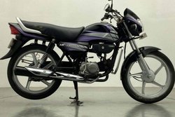 Hero HF Deluxe को यहां से खरीदें मात्र 22 हजार में, 88 kmpl माइलेज के साथ मिलेगी 1 साल की वारंटी
