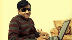 UPSC: बचपन में ही नेत्रहीन हो गए थे अजीत, आईएएस अधिकारी बनने के लिए सिस्टम से भी करना पड़ा था संघर्ष
