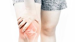 बरसात में बढ़ जाती है जोड़ों में दर्द की परेशानी, ऐसे पाएं निजात