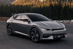 Kia Motors ने लॉन्च की EV6 इलेक्ट्रिक सेडान, सिंगल चार्ज में देगी 475 km की रेंज, पढ़ें पूरी&nbsp;डिटेल