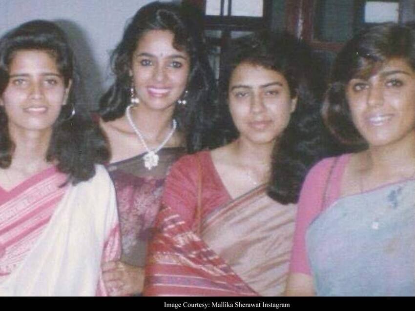 बता दें कि मल्लिका शेरावत ने शादी और तलाक के बाद बाद बॉलीवुड में कदम रखा था।