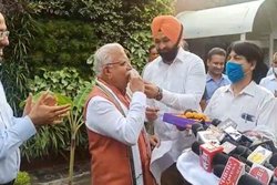 हमारा खेल मंत्री पारस है जिस चीज को छुएगा सोना हो जाएगा, नीरज चोपड़ा के गोल्ड जीतने पर बोले सीएम खट्टर