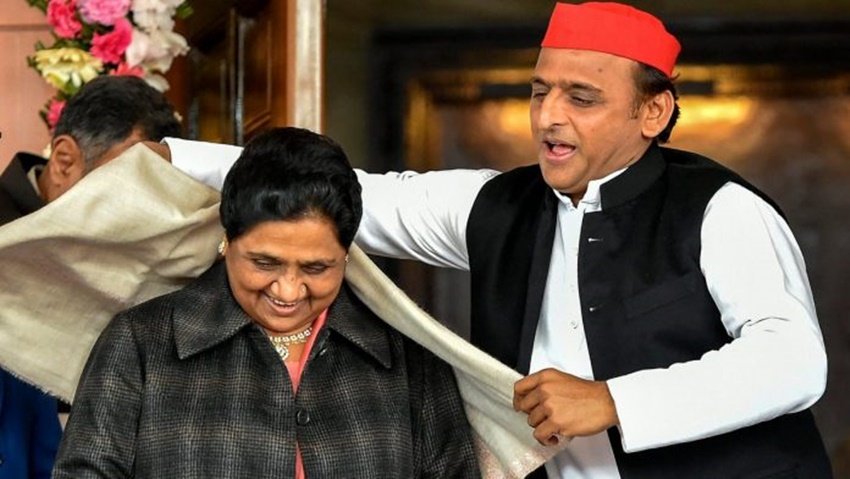 सपा और बसपा का ये गठबंधन काफी चर्चा में रहा था। हालांकि ये गठबंधन बीजेपी को बहुत ज्यादा नुकसान नहीं पहुंचा पाया था।