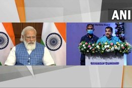 PM Modi Nitin Gadkari
