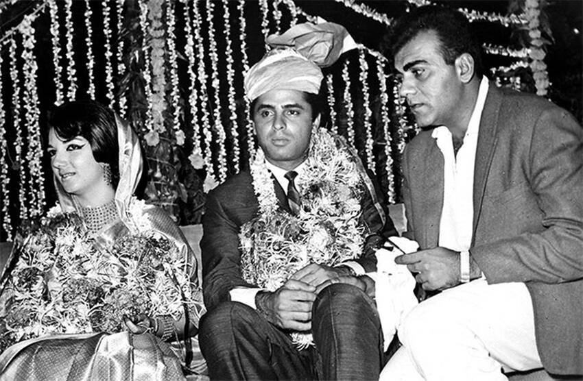 तेरे घर के सामने और एक फूल दो माली जैसी फिल्मों में अपने अभिनय से लोगों का दिल जीतने वालीं जरीन कत्रक ने 1966 में फिल्म अभिनेता संजय खान से शादी कर ली थी। शादी के साल भार बाद ही वग प्रेग्नेंट हो गईं और इस तरह से उनके फिल्मी सफर का अंत हो गया था। (यह भी पढ़ें: अधूरे प्यार के साथ आज तक कुंवारी हैं ये 6 एक्ट्रेसेज, शादीशुदा मर्दों से लगा लिया था दिल )