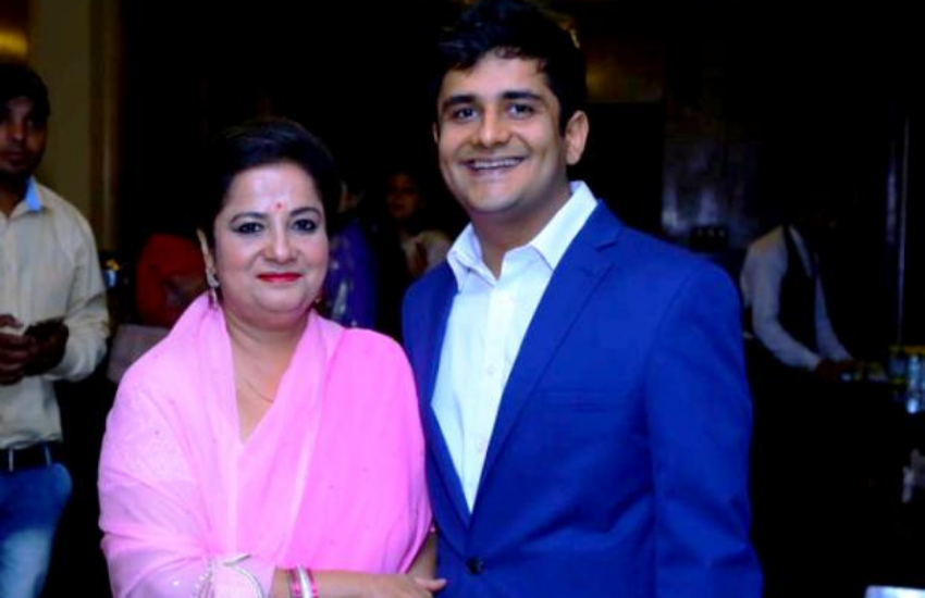 ऐसे में प्रतापगढ़ के ये दो विरोधी राजघराने अब एक ही राजनैतिक पार्टी के छत्रछाया में आ चुके हैं।