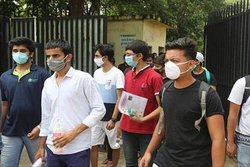 Sarkari Naukri-Result 2021: 10वीं 12वीं पास से लेकर ग्रेजुएट और डिप्लोमा वालों तक के लिए सरकारी नौकरी का मौका