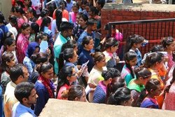 Sarkari Naukari: यूपी, बिहार, हरियाणा, राजस्थान और दिल्ली समेत इन राज्यों में निकली हैं सरकारी नौकरी