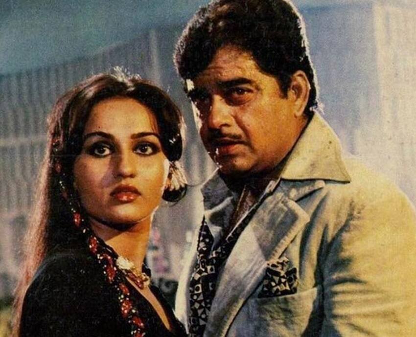 एक दिन रीना रॉय को पता चला कि शत्रुघ्न सिन्हा पूनम सिन्हा से शादी करने जा रहे हैं। धीरे-धीरे ये बात मीडिया की सुर्खियां बन गईं। उन्हें छोड़ पूनम से शत्रुघ्न की शादी की खबर ने रीना रॉय के करियर पर भी असर डाला। उनकी ब्रांड वैल्यू कम हो गई। लेकिन रीना ने कभी इसे पर्सनली नहीं लिया।