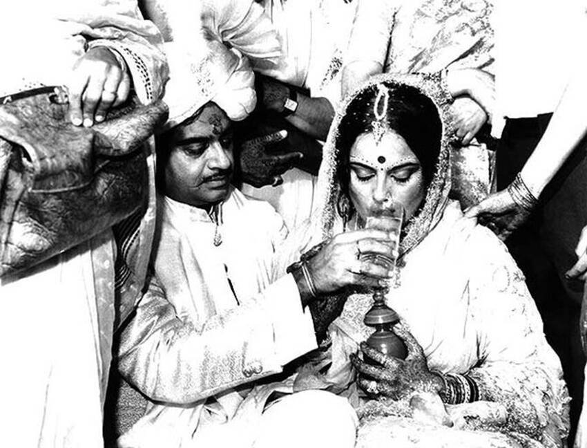 9 जुलाई को शत्रुघ्न सिन्हा और पूनम सिन्हा ने शादी रचा ली। शादी के बाद भी रीना इस कपल की अच्छी दोस्त बनी रहीं।