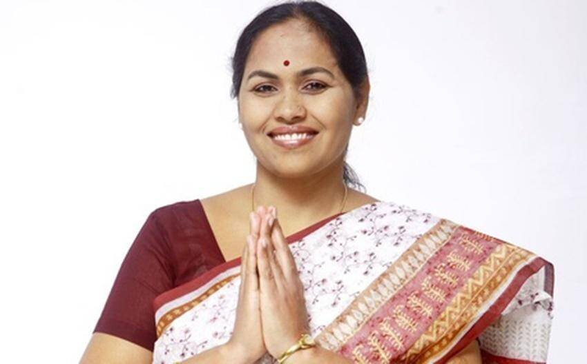 Nirmala Sitharaman, Meenakshi Lekhi