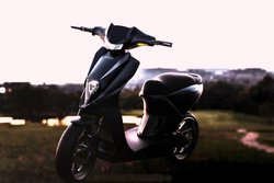 लॉन्च से पहले लीक हुई कीमत, सिंगल चार्ज में 240 km दौड़ेगा ये इलेक्ट्रिक स्कूटर, पढ़ें पूरी&nbsp;डिटेल