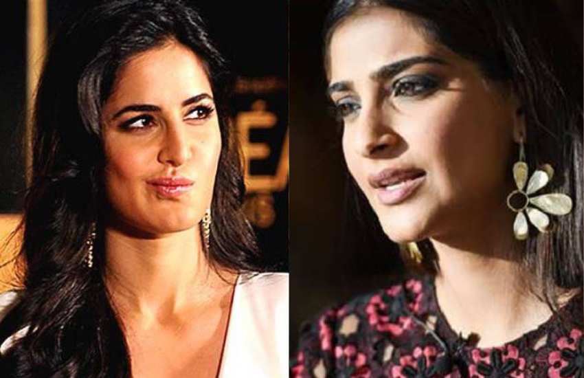 Anil Kapoor daughter Sonam Kapoor gave a befitting reply to Katrina Kaif for Jhanvi Kapoor: बॉलीवुड के कपूर सिस्टर्स यानी सोनम कपूर और जाह्नवी कपूर अपने फैशन और स्टाइल के लिए भी जानी जाती हैं, लेकिन एक बार कैटरीना कैफ के कमेंट्स से दोनों बेहद आहत हुई थीं। असल में कैटरीना ने जाह्नवी के छोटे कपड़ों पर कमेंट किया था, इसके बाद बड़ी बहन सोनम कपूर को गुस्सा आ गया और उन्होंने अपने सोशल मीडिया पर इस गुस्से को निकाला था।